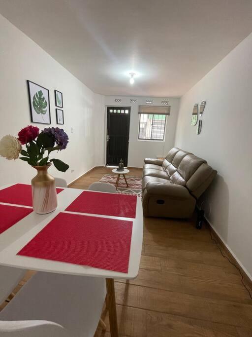 Apto Completo Moderno 1er Piso * Medellin
