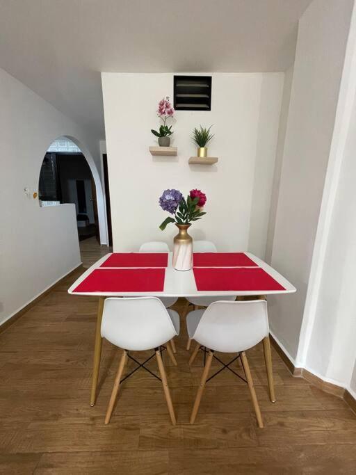 Apto Completo Moderno 1er Piso * Medellin